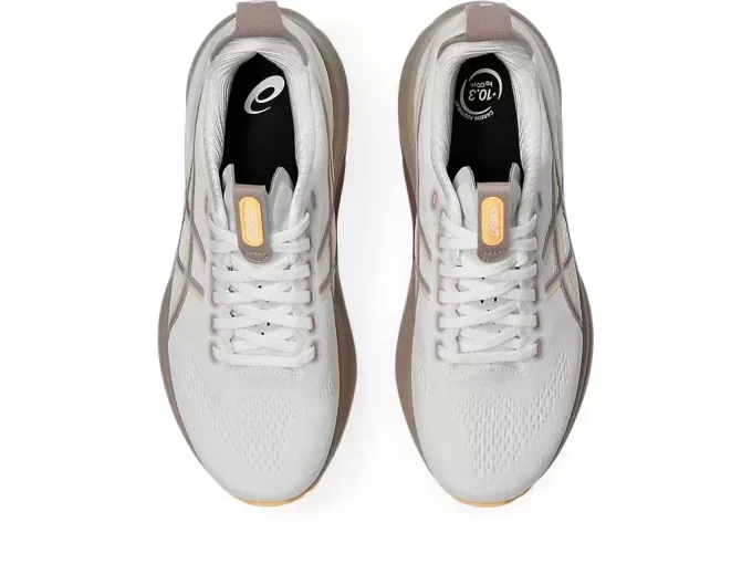 GEL-KAYANO 32
