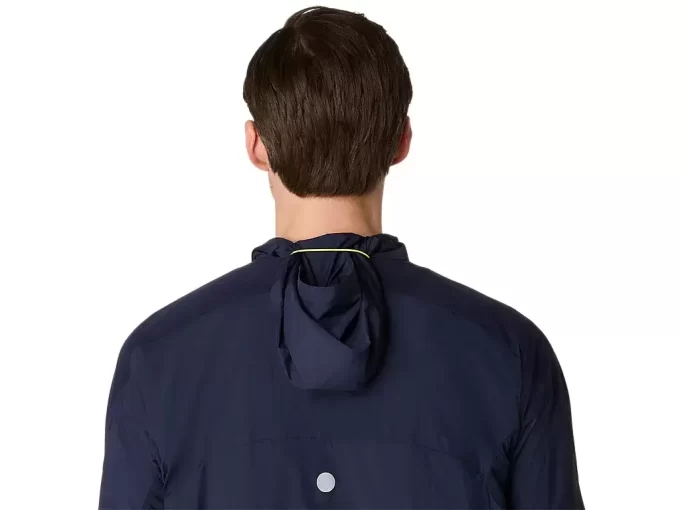 PAKKBAR JAKKE FOR VEIEN