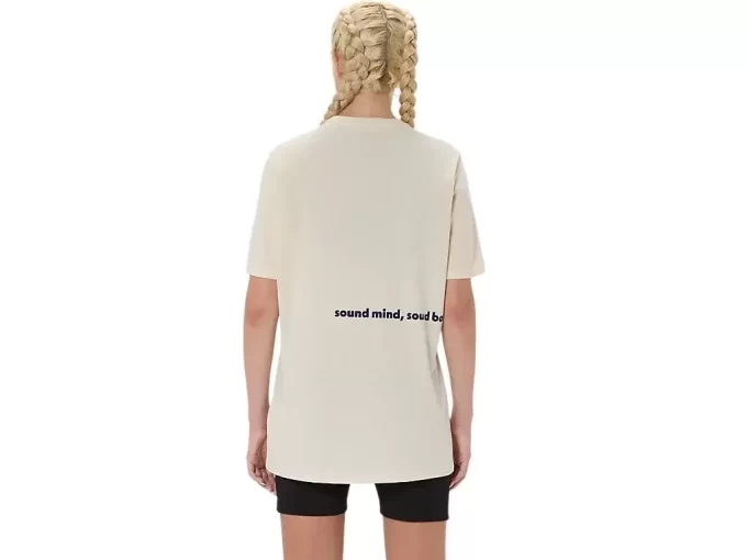 UNISEX ASICS RUN OUTSIDE CLUB KORTARMET T-SKJORTE